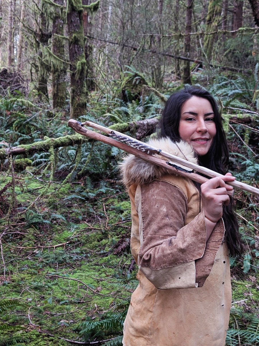 Carleyrabbit's tweet image. Here is a closer look at the Atlatl that I made to throw spears with. It was crafted with turkey feathers, antler, Indian Plum, pine pitch glue, and a deer femur. I also made this outfit with brain-tanned buckskin! What do you think?