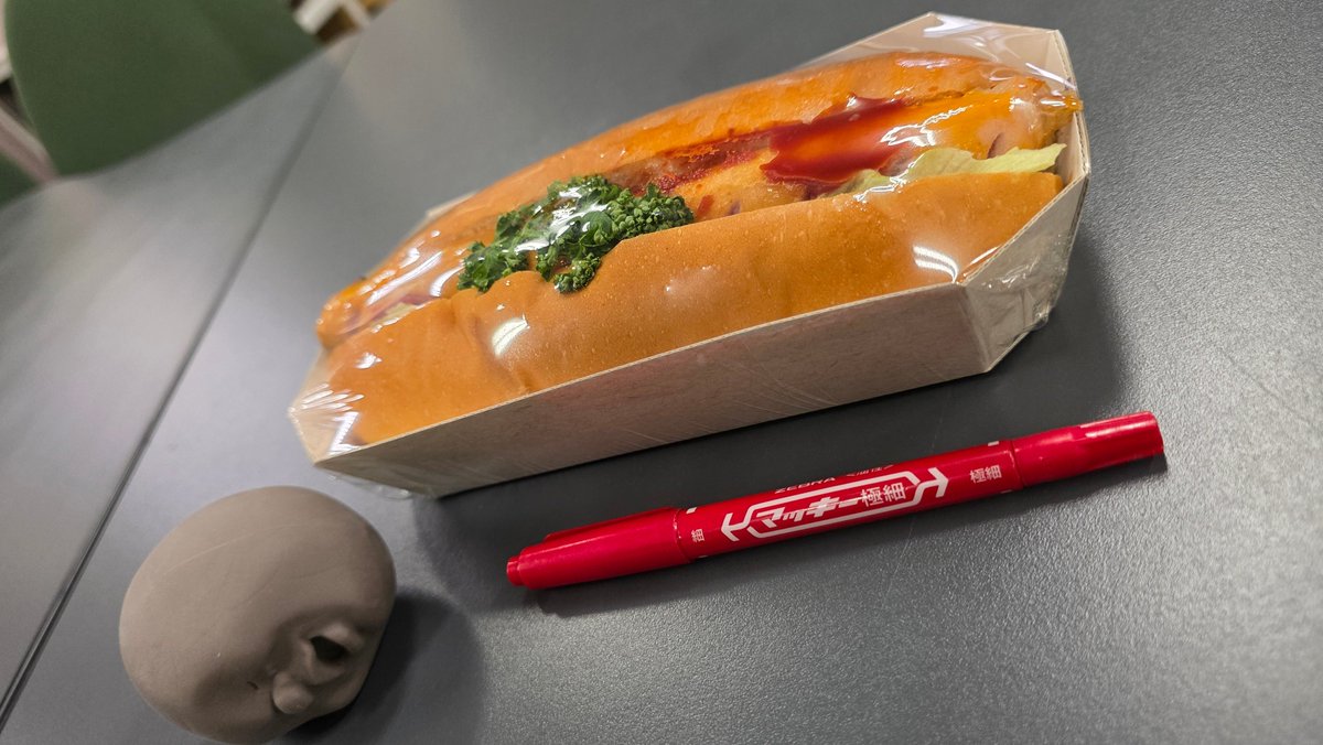 SERIX_JP's tweet photo. 昨日のおやつ、サンドイッチ🥪を注文

想像の倍以上の大きさ😲
昨日はこれのおかげで、夕飯がいりませんでした…

#26卒 #27卒 #28卒 #就活 
#サンドイッチ #ホットドッグ #福利厚生 #おやつ https://t.co/ZjyLHtwuKT