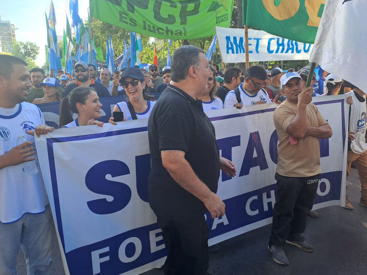 suttach's tweet photo. El Chaco también se movilizó para decirle #NOalareformalaboral . Nuestros compañeros y compañeras estuvieron presentes en la movilización convocada por la CGT Chaco https://t.co/1vPoSBsOwv
