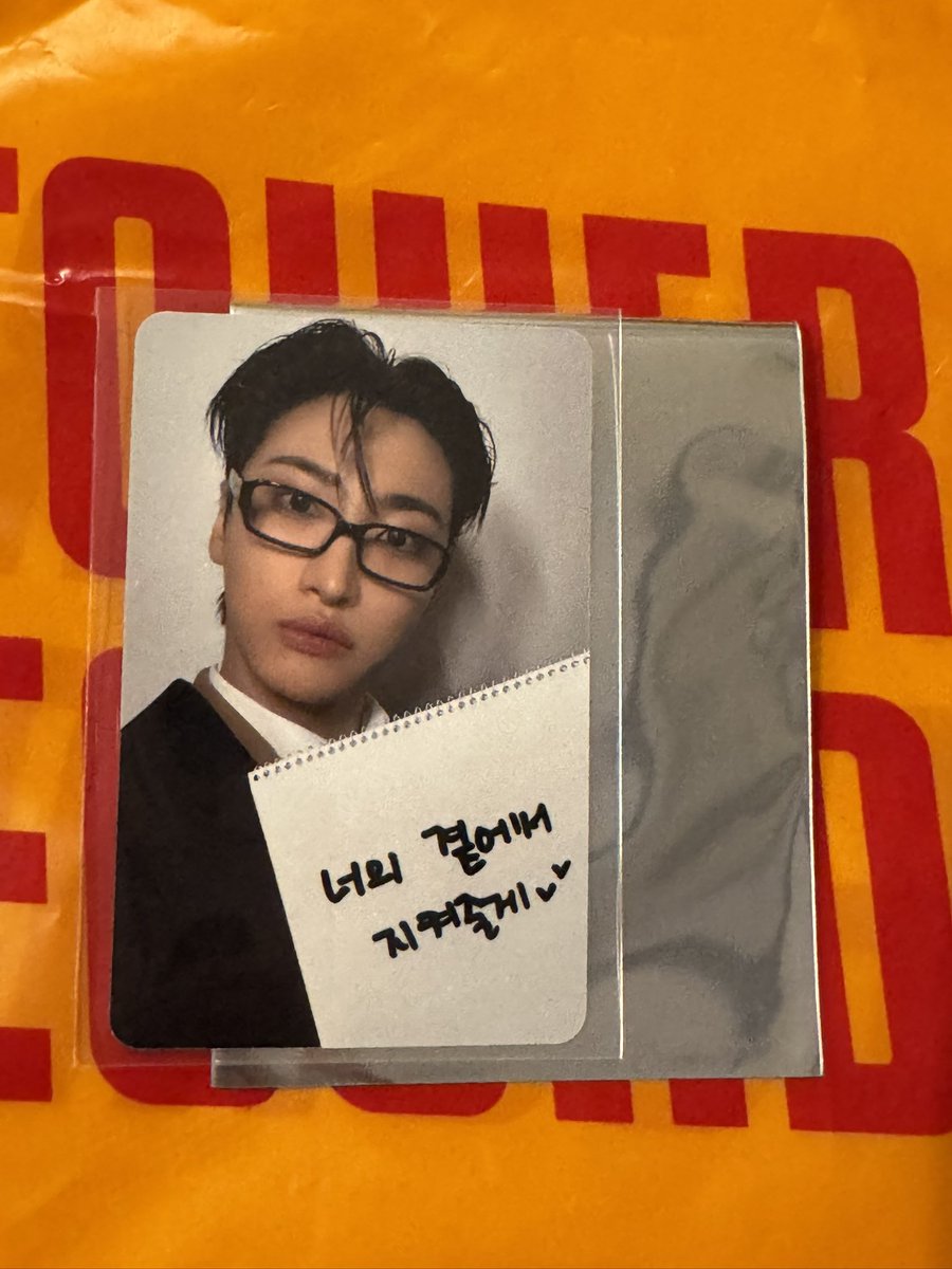 ATEEZ GOLDEN HOUR:Part4
デジパック タワレコ 直輸入盤AppleMusic特典トレカ

【譲】ソンファ
【求】サン

ザパフォ4/12（日）、都内手渡しor📮郵送希望です。お心当たりのある方はお気軽にリプ＆DMお待ちしております🙇

#ATEEZ
#ATEEZ交換
#GOLDENHOUR_Part4