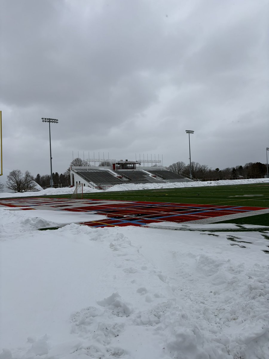 djcanciello's tweet photo. Had a great visit at Edinboro today. @EdinboroFB @NeshannockFB https://t.co/JGVZGAyqCg