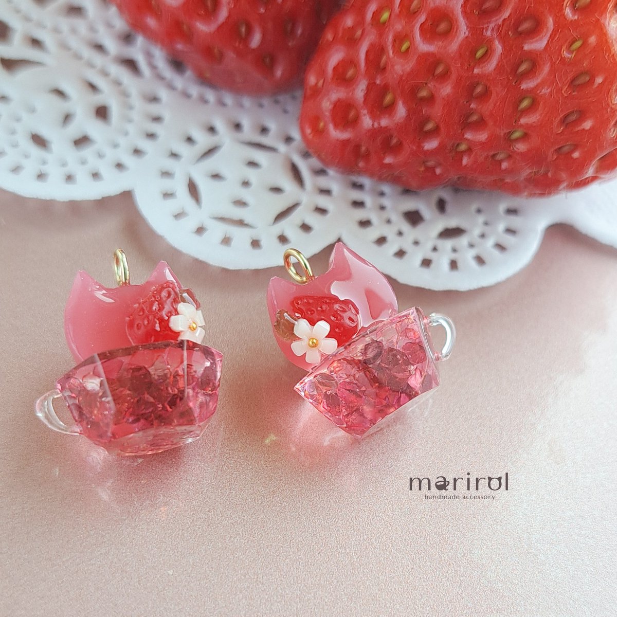 気分が上がる苺🍓と猫ちゃん🐈‍⬛の
アクセサリー☕.*˚
14日(土)21時～販売開始🛒
minne.com/items/44862965