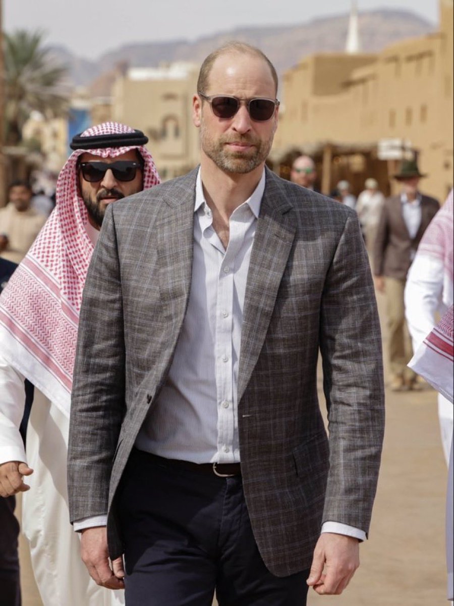 It is the absolute desperation with which antimonarchists and the Press are desperate to attempt to link Prince William to anything Epstein in order to tarnish his name🤭
   The level of desperation is telling of how influential and popular he is indeed😎
  First it was Richard