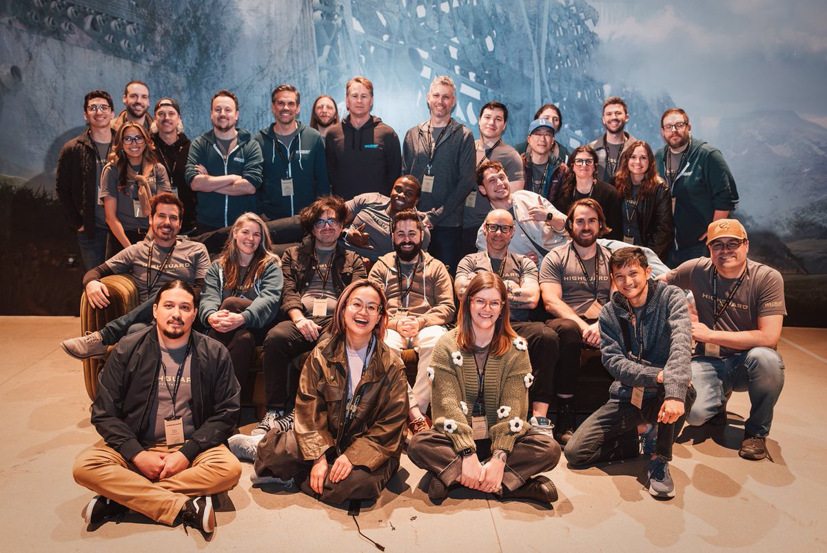 Alex Frostwolf🌙 tweet media