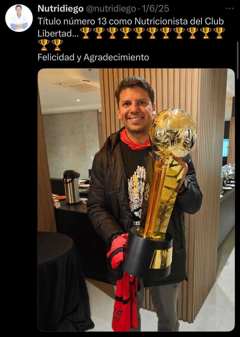 Peor es que un nutricionista tenga mas titulo que tu club de mierda jajajaja eterno equipo relleno