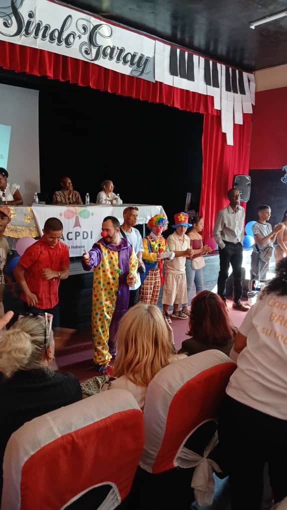 ACPDI_Cuba's tweet image. Se fortalece la #ACPDI La Habana con la creación de la filial municipal La Lisa ♥️.
Cada vez nos acercamos más a las comunidades 💪🥰, dirigiendo el trabajo fundamental en la inclusión de las personas en situación de discapacidad intelectual a la sociedad 
#QueNadieQuedeAtras 🇨🇺