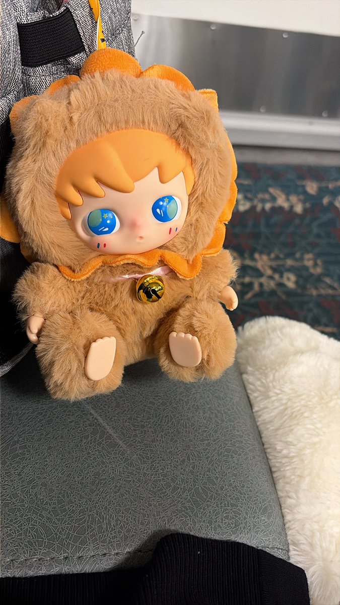 Time to fly! Been an awesome vacation but now heading back home to my hubby and my community. Mostly my hubby though 🥰