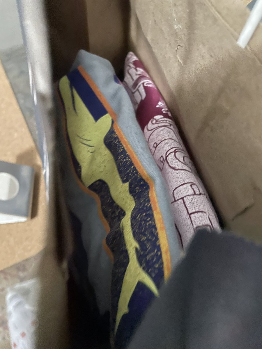 Quien lo hubiese dicho. Ahora viendo ropa para mi pollo