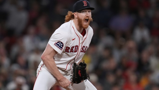 RobRains's tweet photo. As #STLCards begin spring training workouts, there are 20 pitchers who are in their first major-league spring camp with the team, more than half of whom were not in the organization a year ago. We run down the list, from Blewett to Zimmerman. https://t.co/aeHWqwCUgT https://t.co/lSV92EqUTf