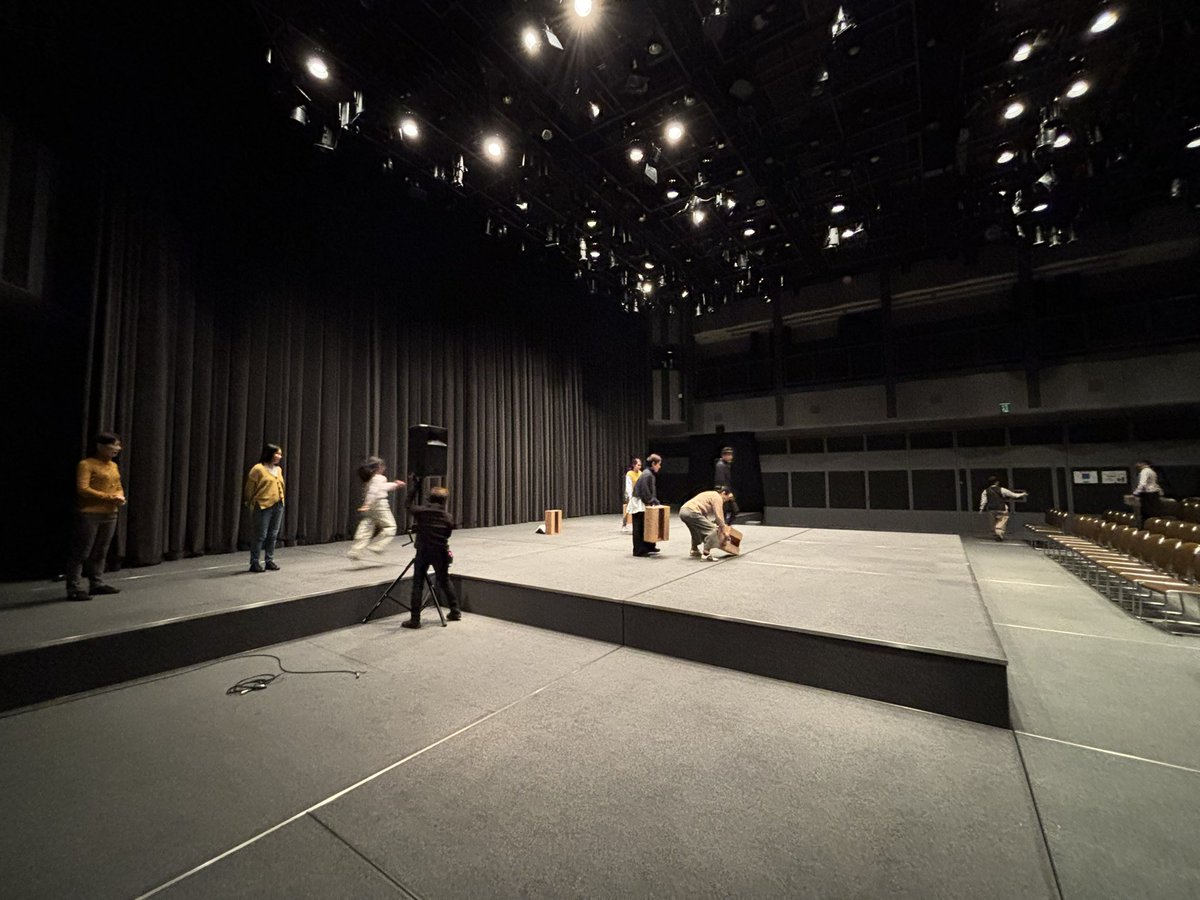 クオークの会『海風リーディング』終演しました。

リーディングした「あなたの目覚まし」は、いつかりゃんめんでお芝居になったらいいですねぇ
素敵な機会と経験をありがとうございました！
アイホール！ありがとう！