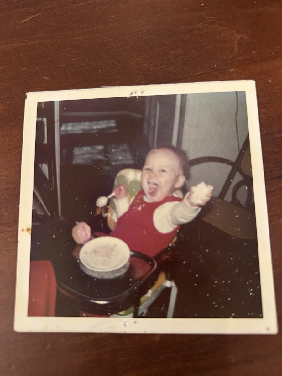 Alex Jones tweet media