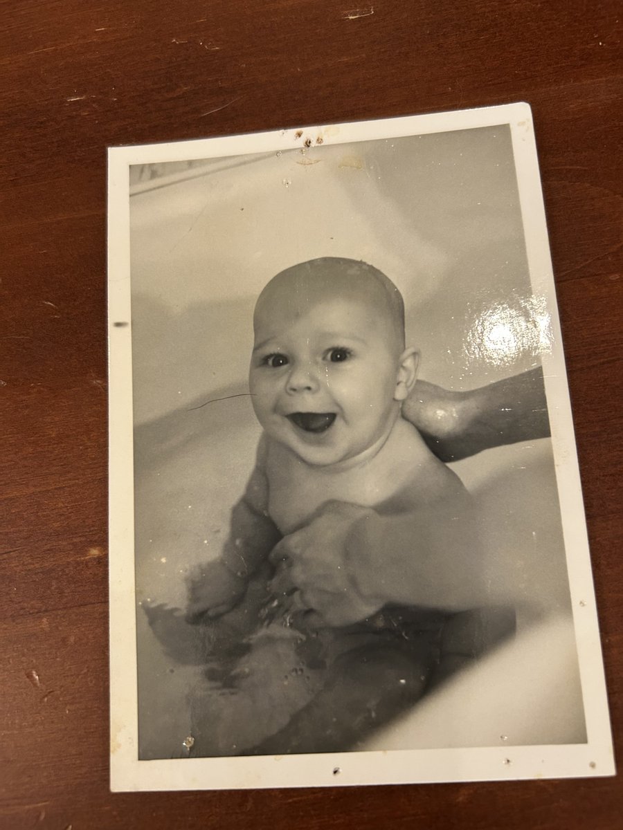 Alex Jones tweet media