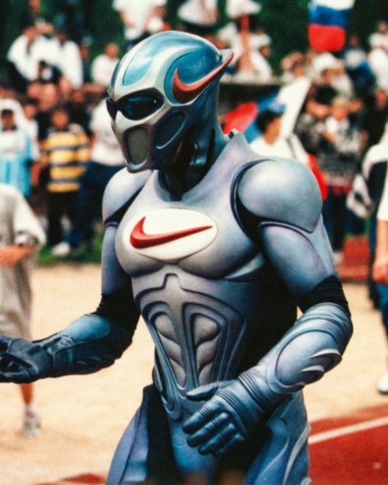 JustFreshKicks's tweet photo. BREAKING: Nike’s iconic superhero mascot, Swooshman, is releasing his own GT Future 😳🤖 @dotSWOOSH 

🗓️ Spring 2026
💰 $190 https://t.co/Y8CXth49Hr