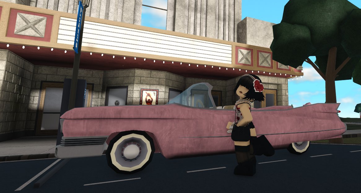 ___Luckless___'s tweet photo. Not finished, but loving it and the new car!
#bloxburg #bloxburgbuilds #Roblox https://t.co/ztHgX18N5C
