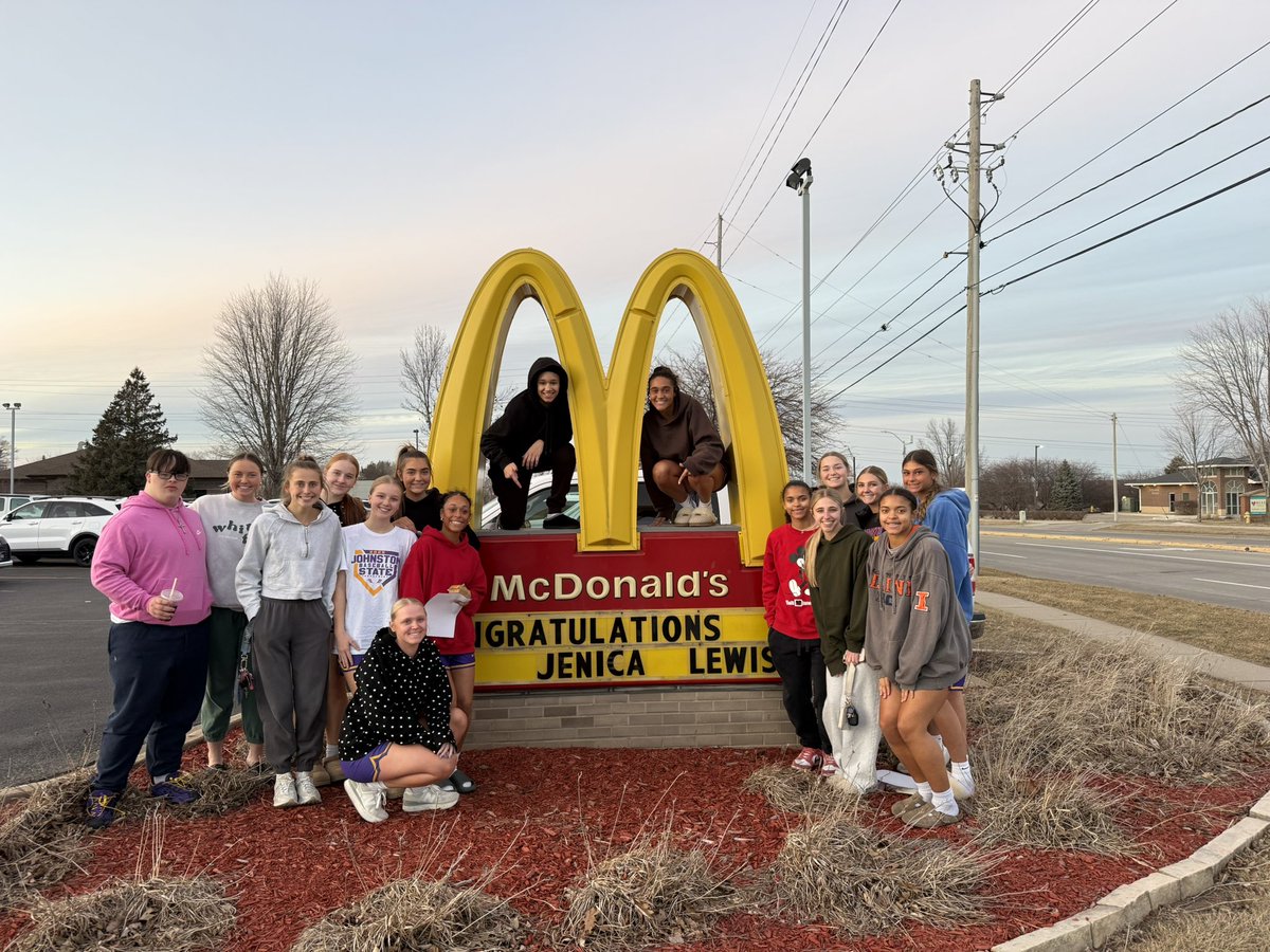 JCSD_GirlsBball tweet media