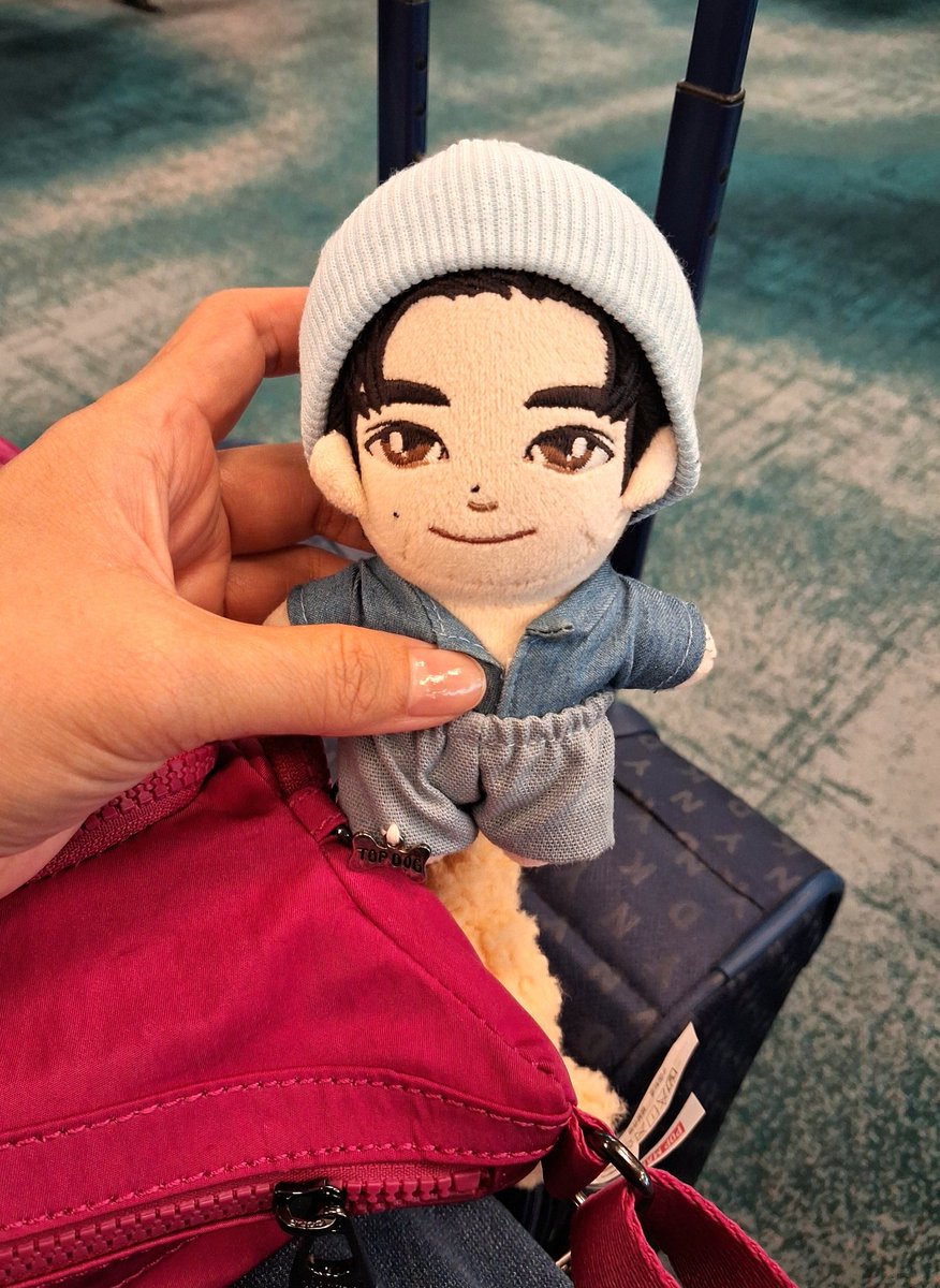 We're on our way to Bangkok. See you at the concert, dear <a href="/tawattannn/">FOURTH</a> 🥰

#Fourthnattawat #โฟร์ทณัฐวรรธน์