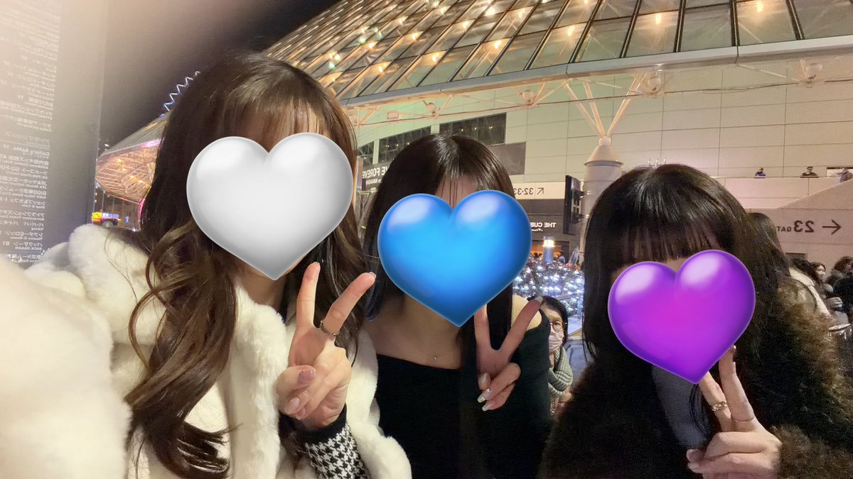 𝕒𝕡𝕡 tweet media