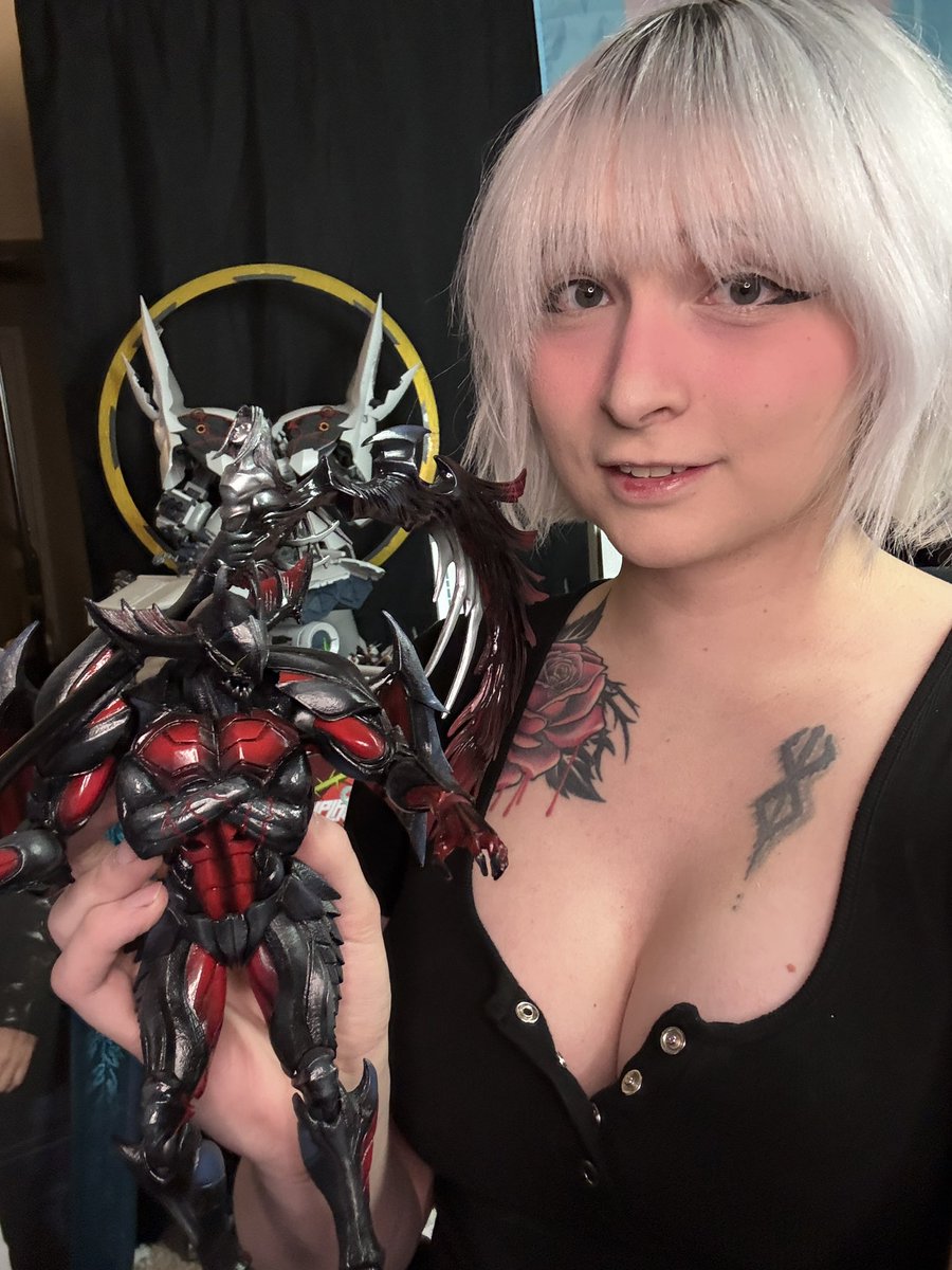 Is time for more ROMEO IS A DEAD MAN! This game rules so hard

(figure unrelated i just think he’s neat)

Live on twitch!