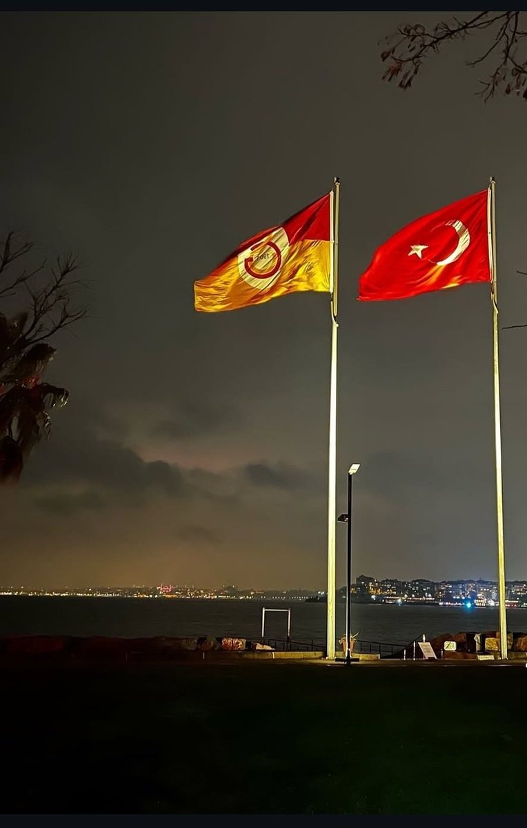 tribunGS's tweet photo. GALATASARAY https://t.co/5tSFNMMXZb