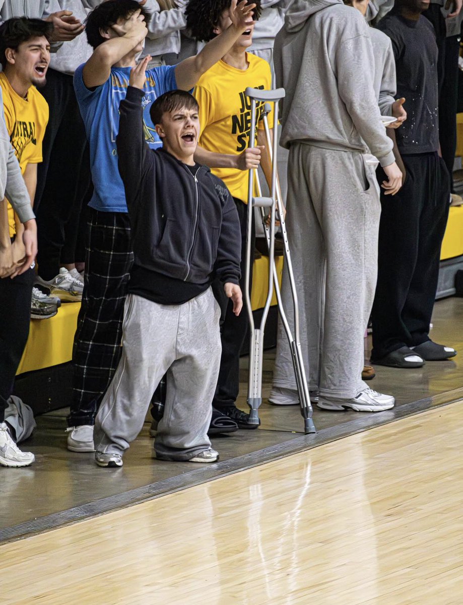 Lamb_Louis23 tweet media