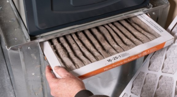 SMWesterly's tweet image. WINTER TIP: Your furnace is working extra hard this winter! Make certain to change your filters, and have a professional HVAC provider perform the yearly maintenance to avoid costly repairs &amp;amp; issues. We're here to help with any HVAC cleaning needs. #HVACMaintenance  #hometips