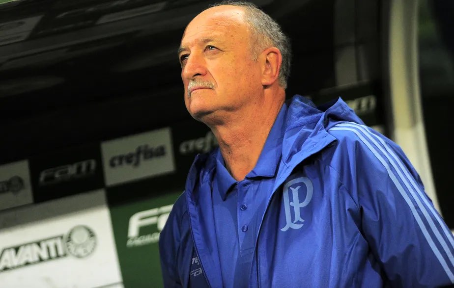 Filipileal_'s tweet photo. Aos 70 anos, Felipão era campeão brasileiro com o Palmeiras em 2018.

Aos 64 anos, Tite está acabado no Cruzeiro.

O tempo mostrou quem “fala muito.” https://t.co/Csxeh5I1wA