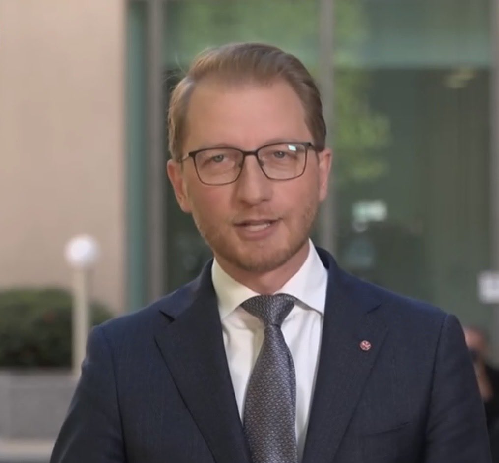 Hugh Riminton tweet media