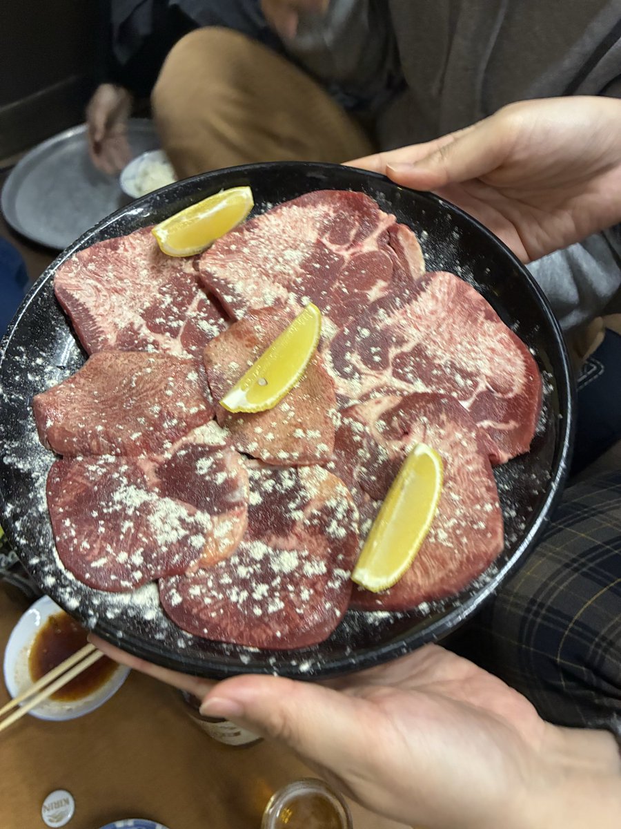 sayumint's tweet photo. 少し前に連れて行ってもらった焼肉屋さんがすごく美味しかった〜🍖🐃また行きたい https://t.co/OvYfQQJmhZ