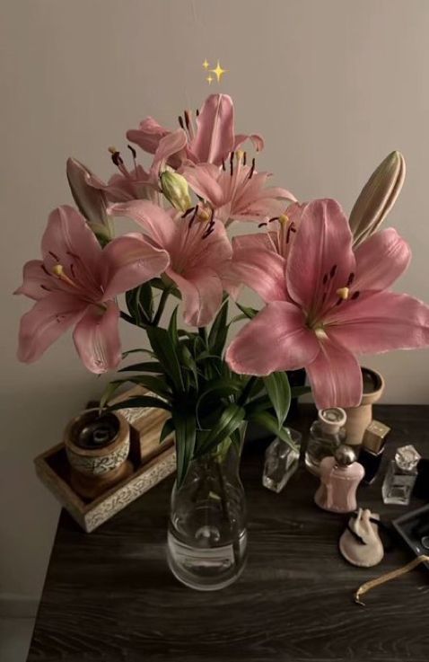 phoolonkidukaan's tweet image. 