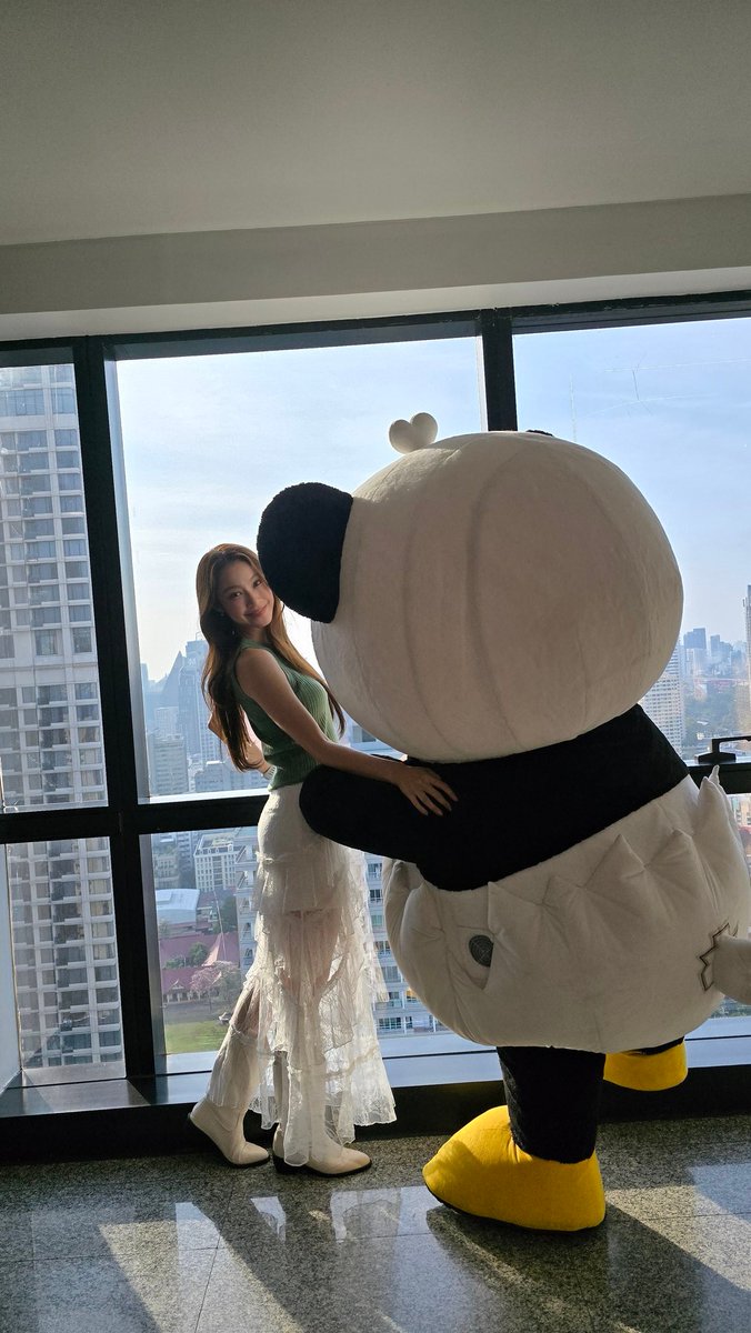 lunar_GMMTV's tweet photo. มารดานุสวยเหมือนมะมีอยุ่จิงแต่มีจ้า
#LUNAR #NAMTANFILM https://t.co/l7kxlTkPvf