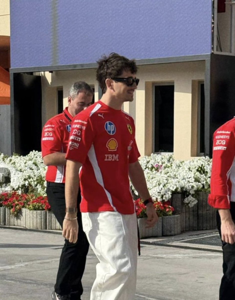 i love his hair so much