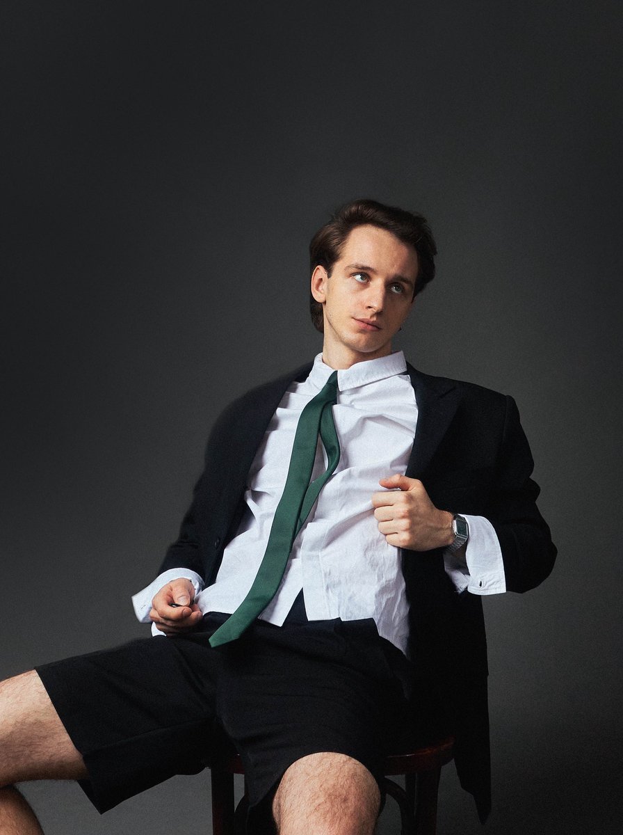 даник мэ tweet media