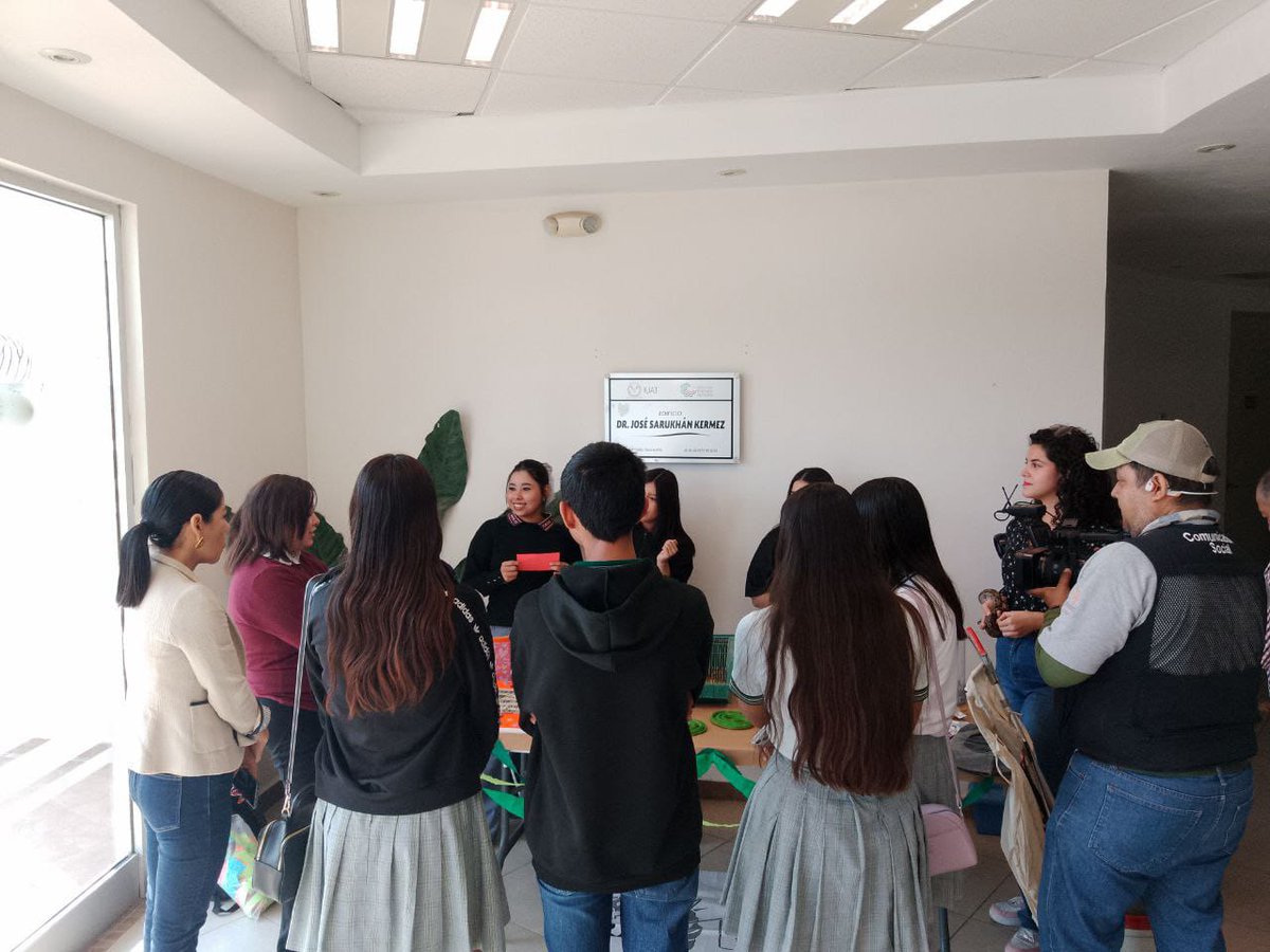 ERA_Azcatl's tweet photo. 🌟 Feliz Día de la Mujer y la Niña en la Ciencia 🌟

Muchas felicidades a todas las mujeres que día a día dedican su talento, pasión y esfuerzo al avance de la ciencia.

Gracias por inspirar, motivar y abrir caminos para que más niñas y jóvenes se acerquen al mundo científico. https://t.co/9fk8Ik4NQA