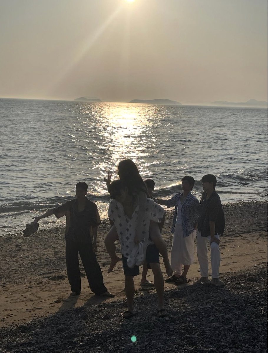 ซูบินมาแล้วค่ะทุกคน แล้วดูลงรูปแฟน 🥹🥹
ไอ้พวกแฟนกันนๆๆ

อัพรูปได้สมตำนาน he fell harder สุดๆ 5555
ให้แฟนคิดแคปชั้นให้มั้ยนิ🥰

#singlesinferno5