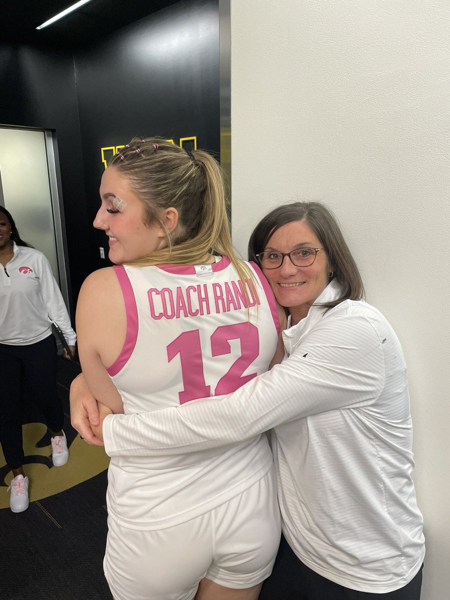 Randi Henderson tweet media