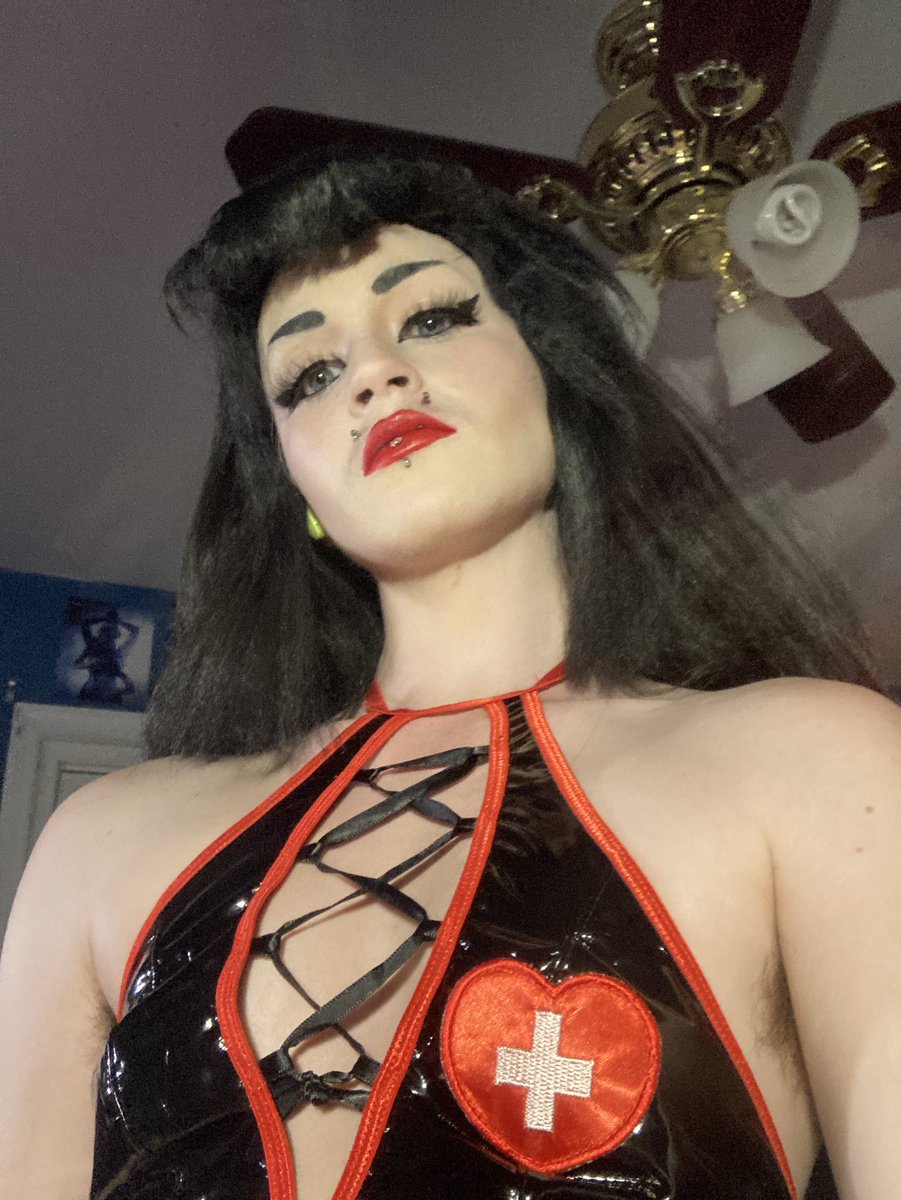 starryowns's tweet photo. hiiii pets!! get to know me:
♡︎ ur findom cosplay princess
♡︎ 21 yrs (’04)
♡︎ taken &amp; ready to cuck u
♡︎ not my first porn or findom acct but i needed a new start!
$15 tribute to dm / $50 unblock fee / might sell u content if ur lucky! https://t.co/dGYnvNOliw