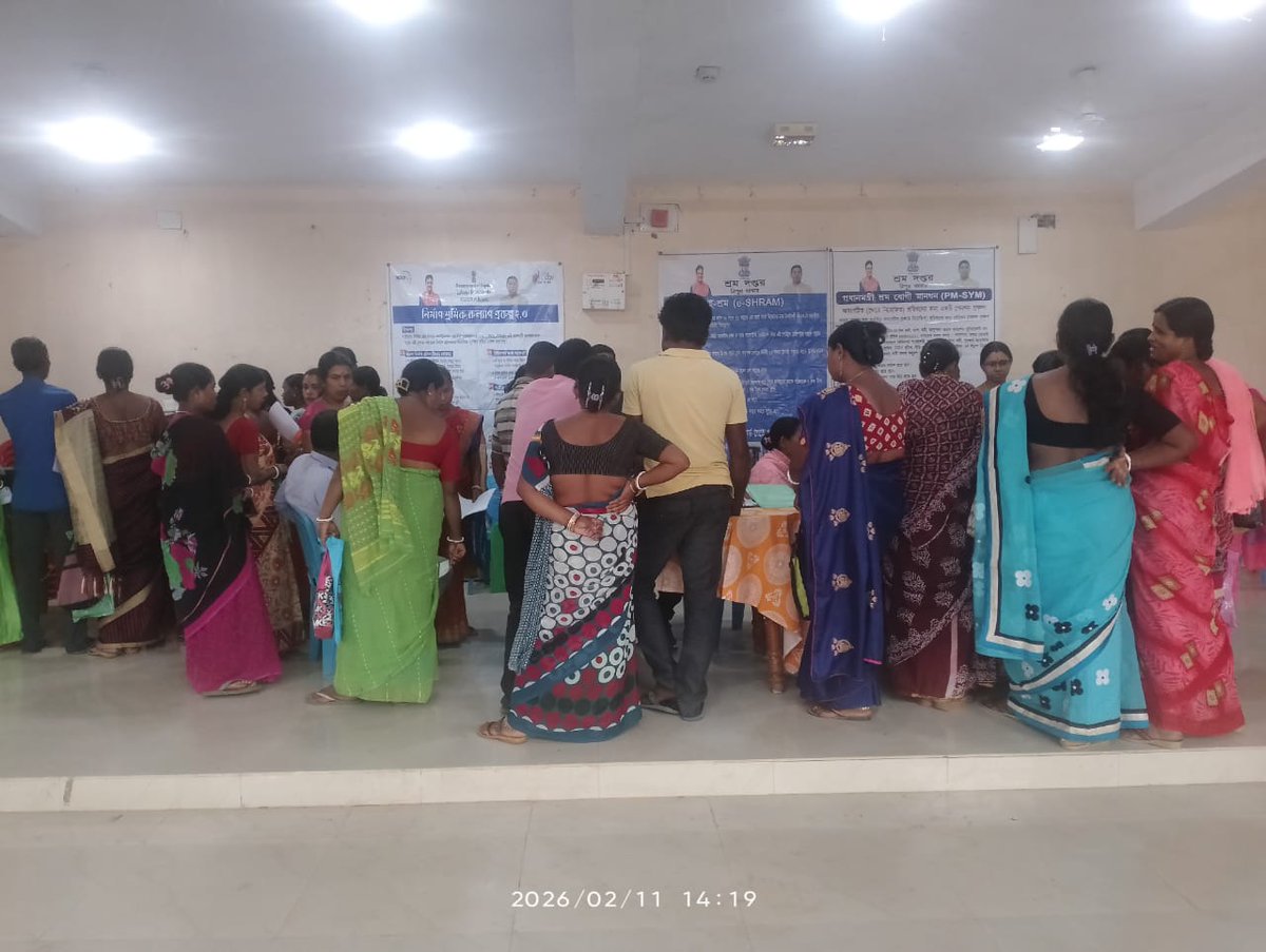 SULMTRIPURA's tweet photo. Special Registration Drive conducted under PM-SYM &amp; NPS Traders Scheme by CMMUs in collaboration with the Labour Department to expand social security coverage for urban workers and small traders.

#PMSYM #NPSTraders #SocialSecurity #UrbanLivelihoods #FinancialInclusion https://t.co/aJ2ttbl7ak
