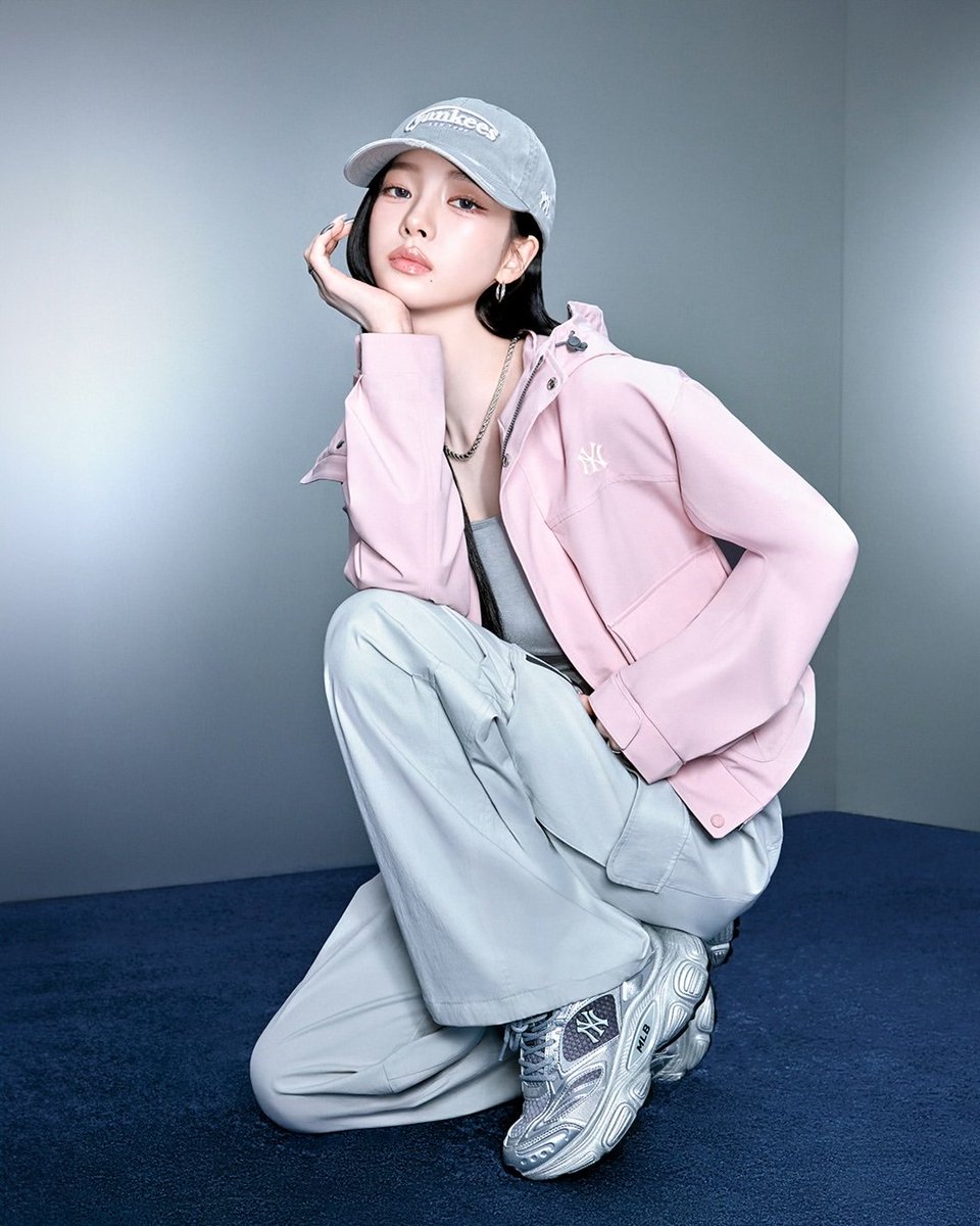 KARINA BASE tweet media