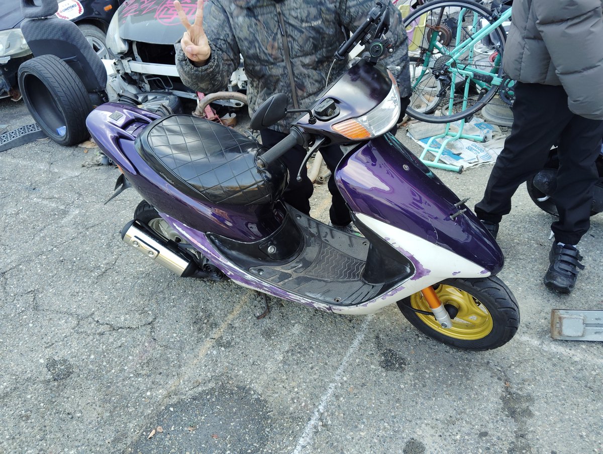 部員紹介⑨ T中 新4回生 知能情報学部 愛車 af35 zx 芦屋の奥地から