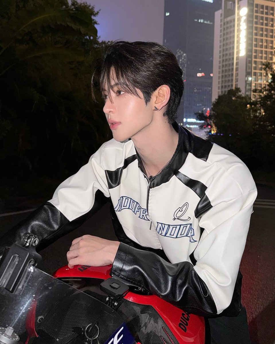 โชคดีที่ได้เจอ🤍JamesSu🌼🦋 (@panimasumasuk) on Twitter photo 