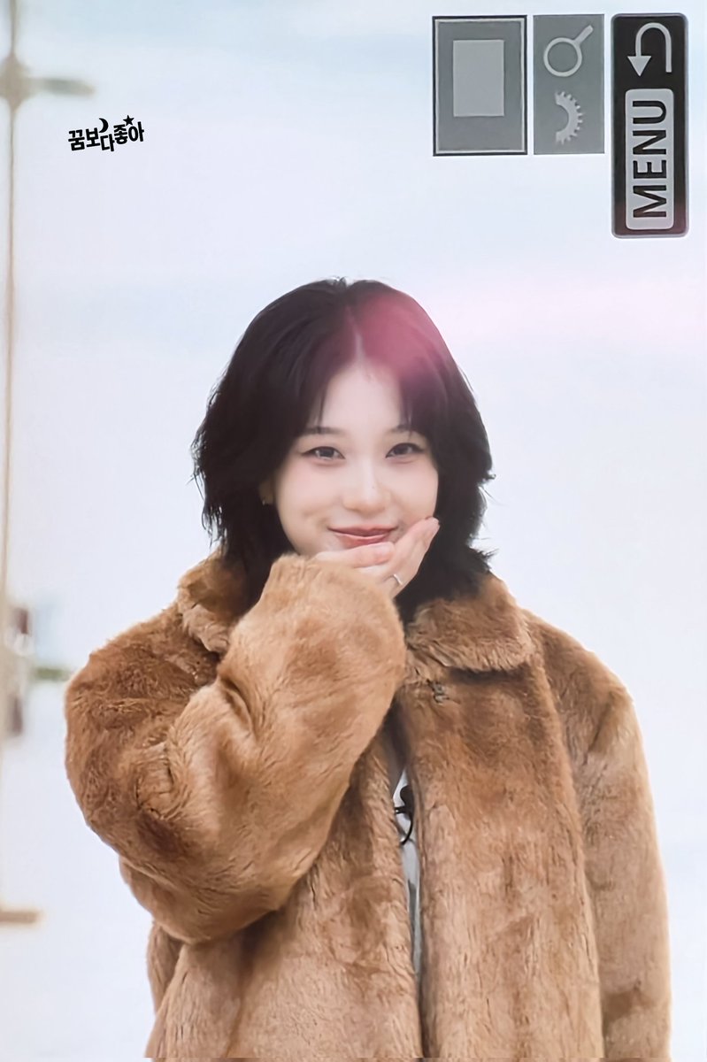 eyecontact0124's tweet image. 260212 이서연 덕밥집 프리뷰
오늘 세상에서 가장 예뻤어
#이서연 #YSY #YiSeoyeon