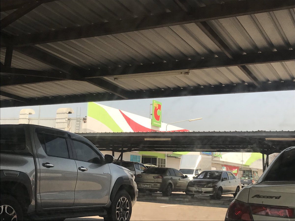 STorY DaY tweet media