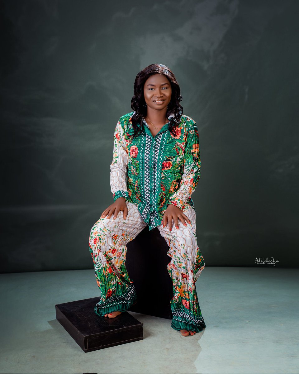 Damilola52's tweet photo. Thank you Jesus🙏🙏🙏
Oluwadamilola, welcome to your brand new beginning..
Happy Birthday To Me❤️❤️
#Febbaby
#thankyoujesus https://t.co/pYJ4QsyPIw