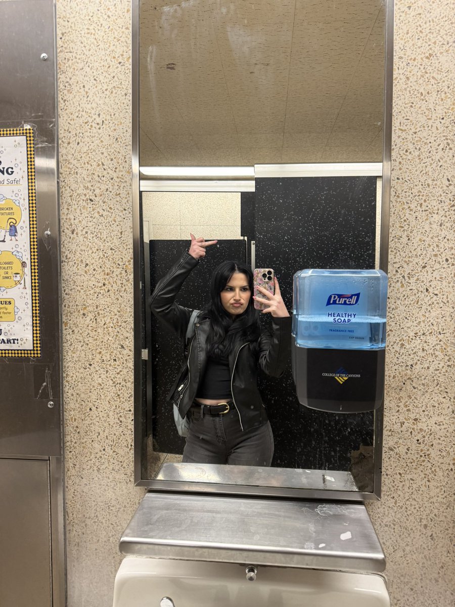 Chanel Camryn Quiver Queen 👑 tweet media