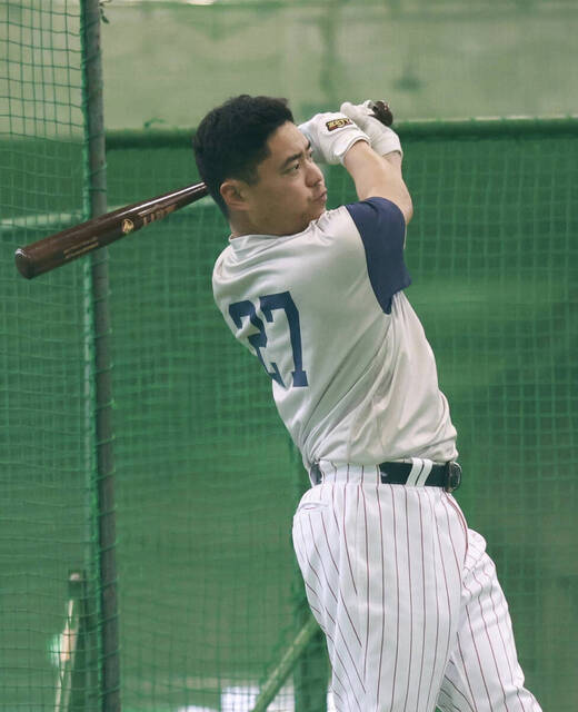 ヤクルト】侍ジャパンの野手最年長・中村悠平が「侍対決」で二塁打