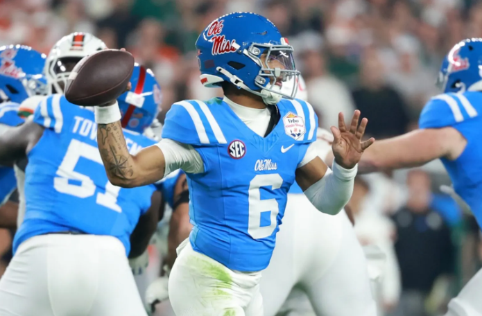 Sidelines - Ole Miss tweet media