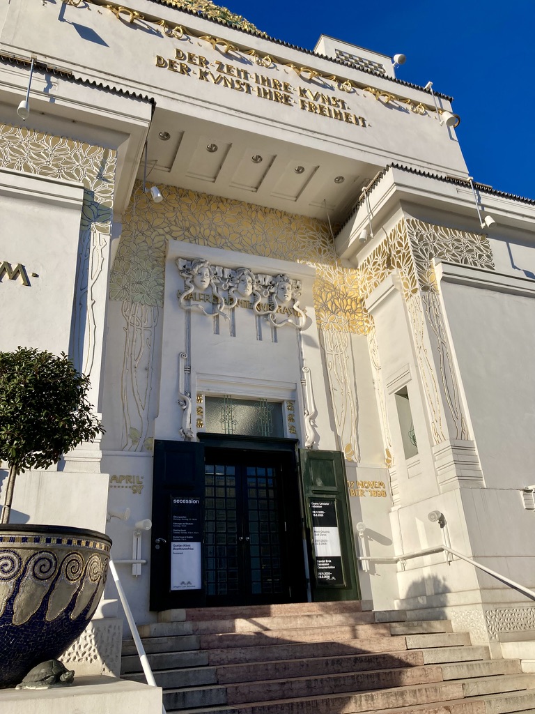 Christian Dries tweet media