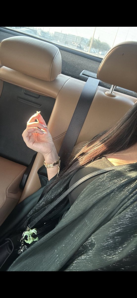 كل الاشياء التي تسعدك مهما كانت بسيطه لا تفرط بها ابدا 🤍
صباح الورد 🌹