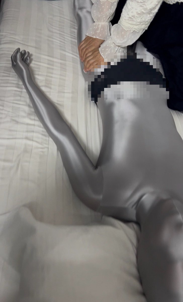 pruncnt's tweet photo. 去按摩#zentai https://t.co/P8pdpZPChQ