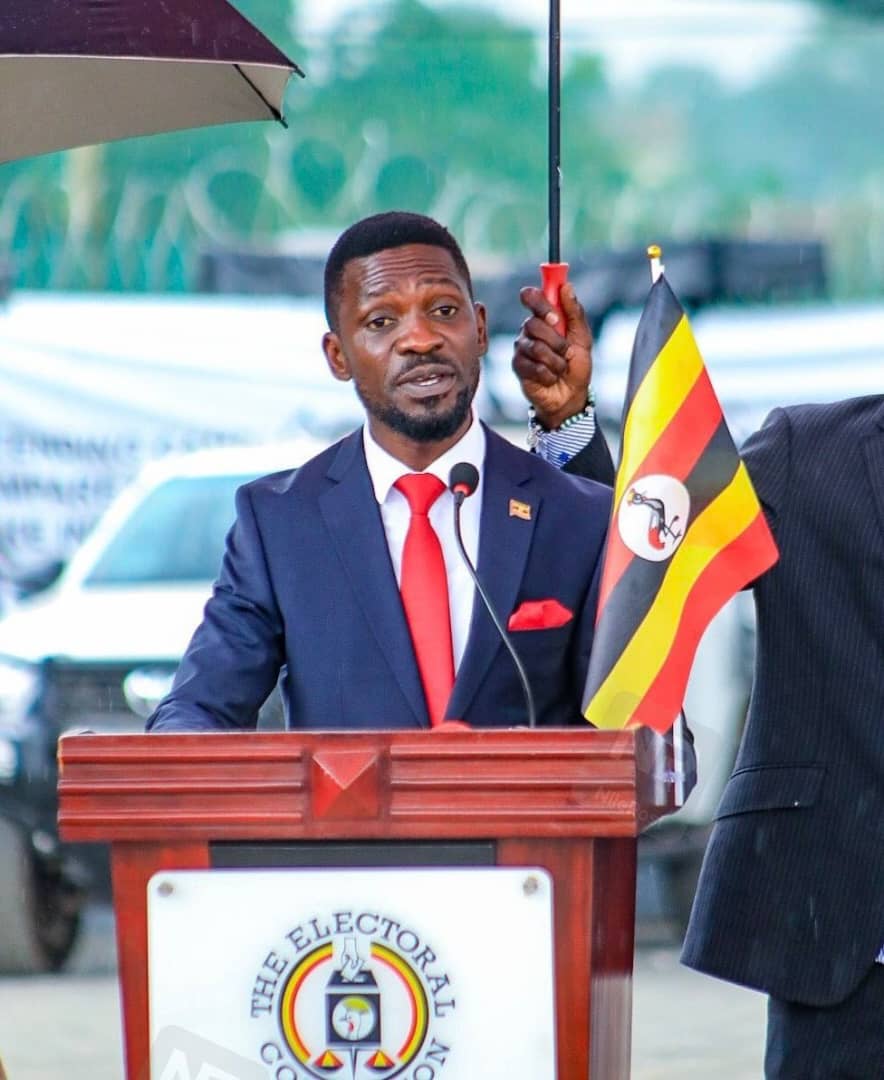 DrIsaacKhan's tweet photo. #BIRTHDAYnote
Happiest of ALL Birthdays H.E @HEBobiwine, You took the Role you didn't ask for and made it your own. You've done it with grit and grace. The role of redeeming Uganda. The role of uncovering ALL hidden treasures of Power belonging to citizens. You've Sacrificed ALL. https://t.co/WySxfVMVZW